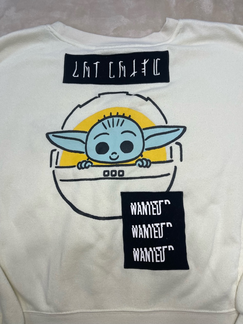 Star Wars Baby Yoda Quilted Crewneck Sweatshirt XL Disney Grogu